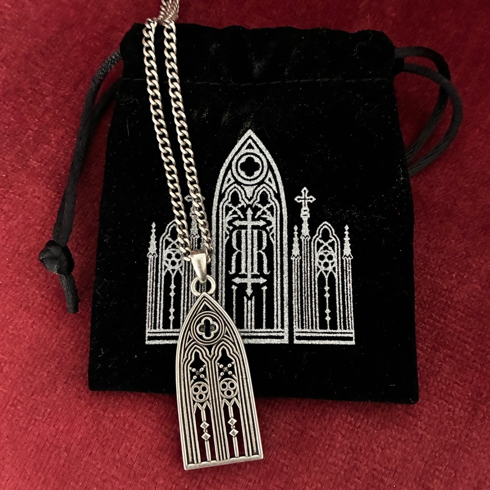 Restyle cathedral window necklace